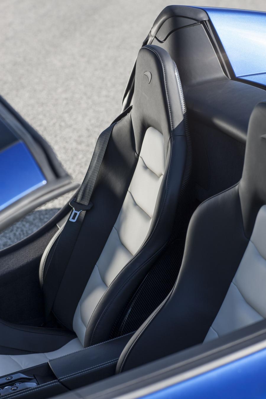  McLaren MP4-12C Spyder 2012 года  (фото 87 из 270)